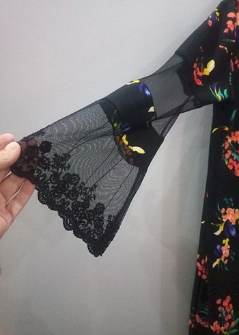 Uzun, V Yakalı, Volanlı Kadın Kimono