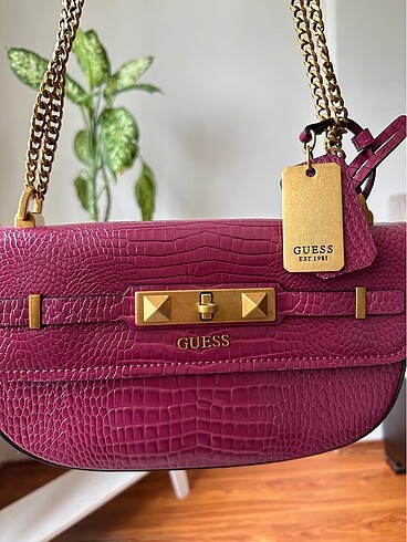 Guess çanta