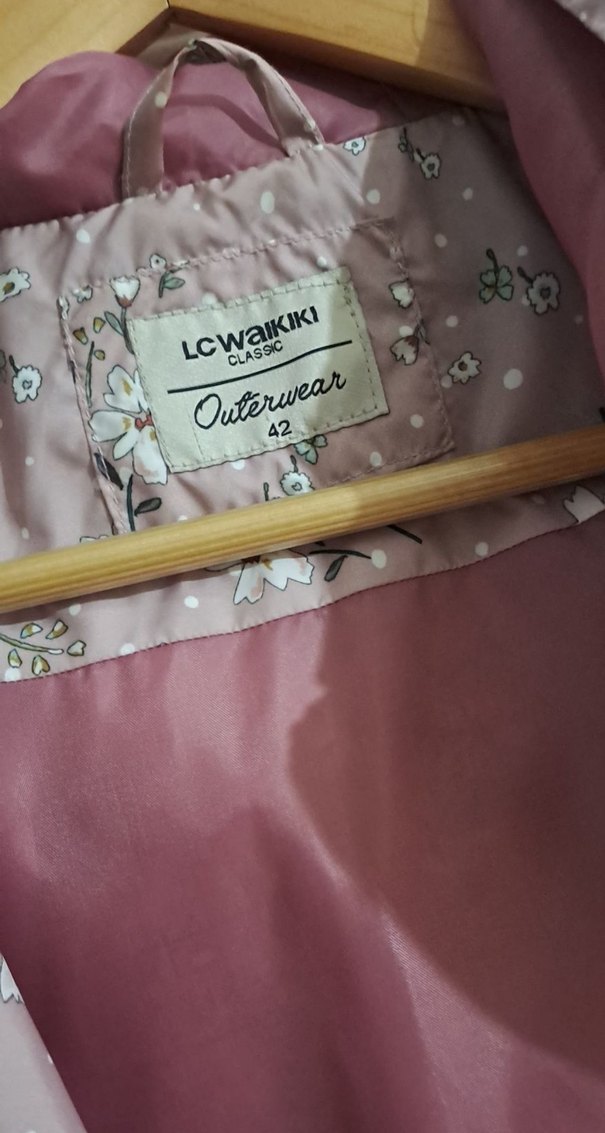 Pembe Baskılı Uzun yağmurluk - Görsel 3