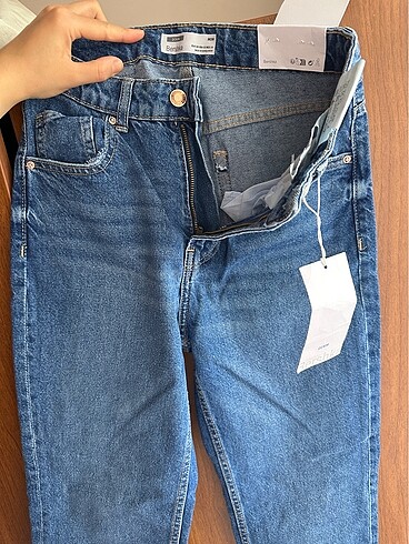 Bershka Jean