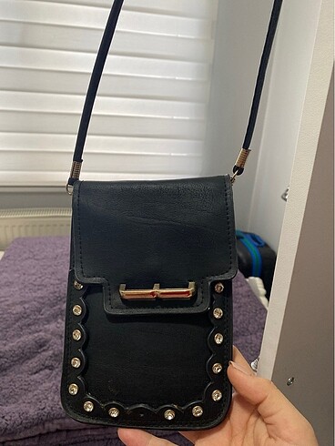 Zara Telefon çantası
