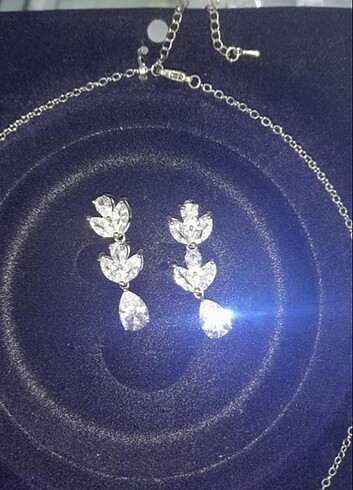 Beden beyaz Renk Zircon set
