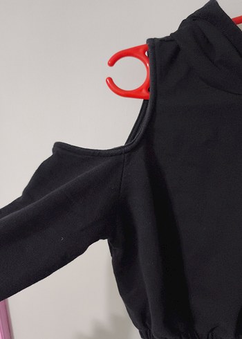 Boutique 9 Siyah Omuz Açık Kemerli Kadın Sweatshirt