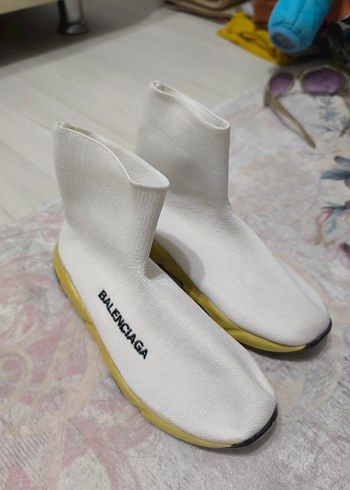 Balenciaga Beyaz spor ayakkabı