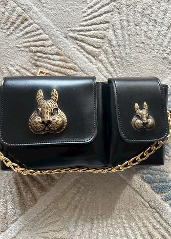 Siyah Çanta - Görsel 2