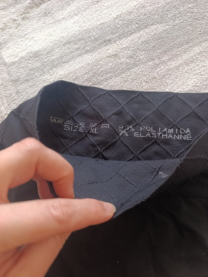 Siyah Mini Elastik Şortu - Görsel 2