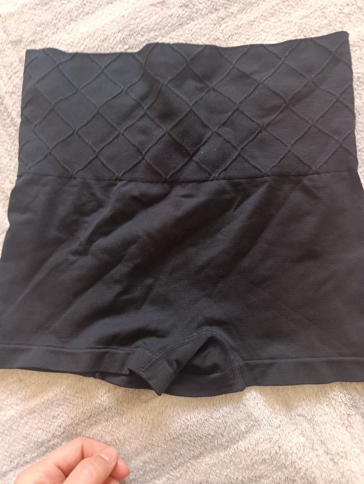 Siyah Mini Elastik Şortu - Görsel 3