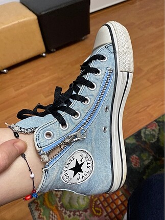 Converse