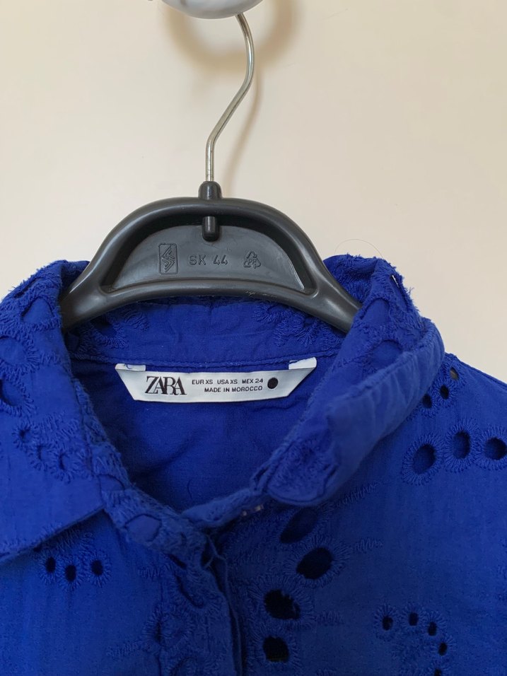 ZARA FİSTO İşlemeli Mavi Kısa Poplin Gömlek - Görsel 4