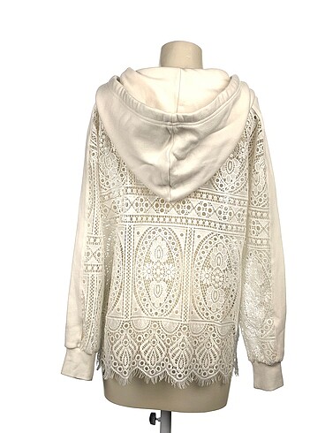 s Beden ipekyol Sweatshirt %70 İndirimli.