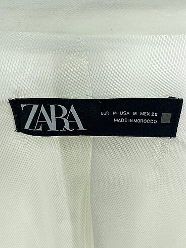 m Beden beyaz Renk Zara Blazer %70 İndirimli.