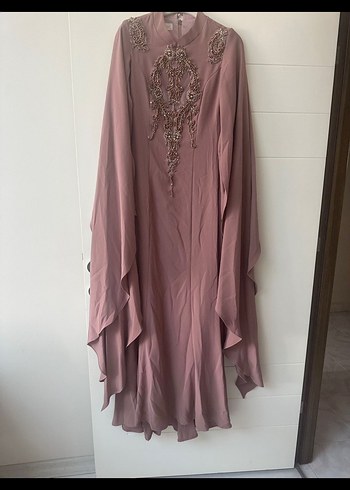 İşlemeli Uzun Kollu Drapeli pelerinli Abiye Elbise - Görsel 2