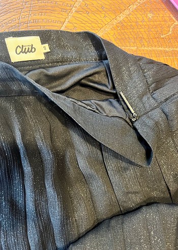 Piliseli Siyah Midi Etek - Görsel 4