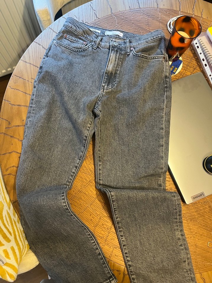 2 adet hiç giyilmemiş mango kot siyah ve gri - Görsel 2