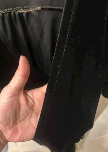 Siyah V Yakalı Kemerli Midi kadife Gotik Elbise - Görsel 4