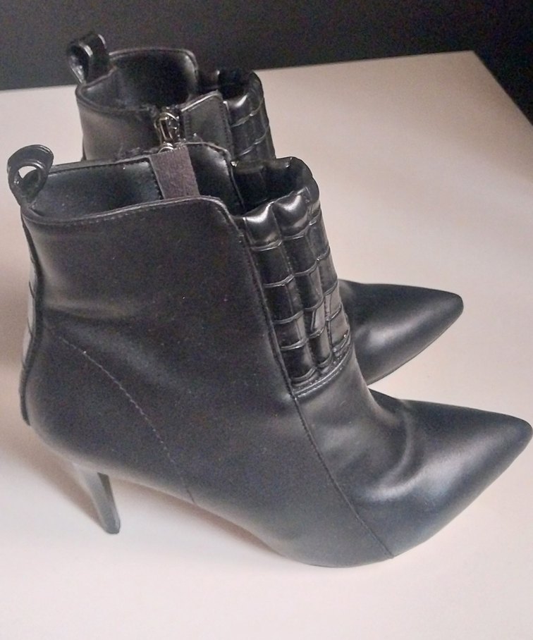 Siyah Deri Topuklu Gotik Kadın Bot - Görsel 2