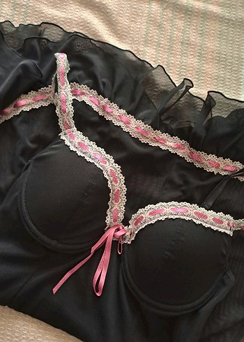 Siyah Nakışlı Gotik Midi Gecelik - Görsel 2