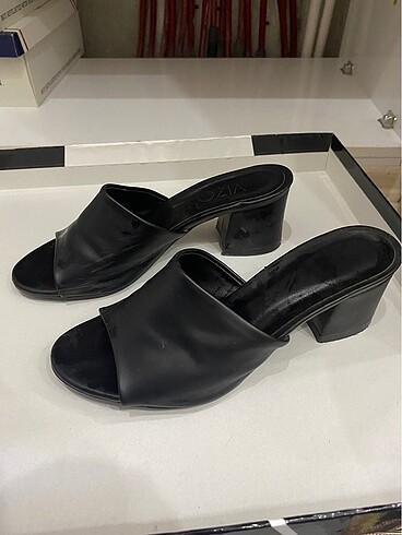 38 Beden siyah Renk Siyah Kısa topuklu ayakkabi