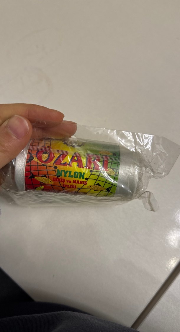 Özarı 3 Katlı 50 Gr Naylon Dikiş Nakış İpliği - Görsel 2