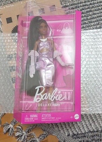 Barbie extra-delux stiliyle (1500tl )