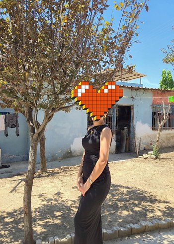 m Beden Siyah V Yaka Uzun Askılı Elbise