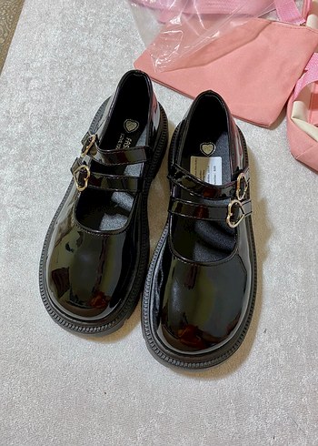 Kız Çocuk Siyah Parlak Tokalı Goth Loafer - Görsel 3