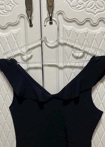 Siyah V Yakalı Fırfırlı Midi Elbise - Görsel 2