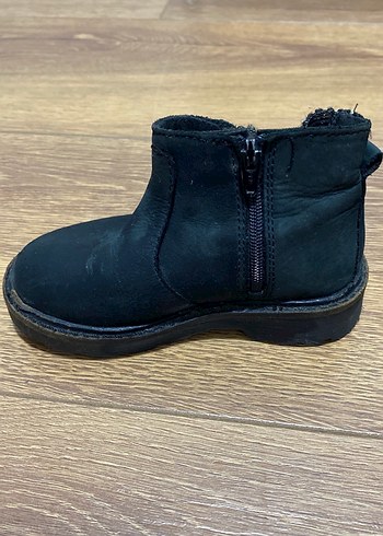 Kız Çocuk Siyah Lastik Zincirli Bot - Görsel 3