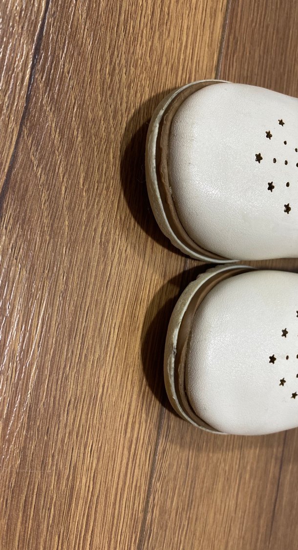 Kız Çocuk Beyaz Tokalı Babet Ayakkabı - Görsel 2