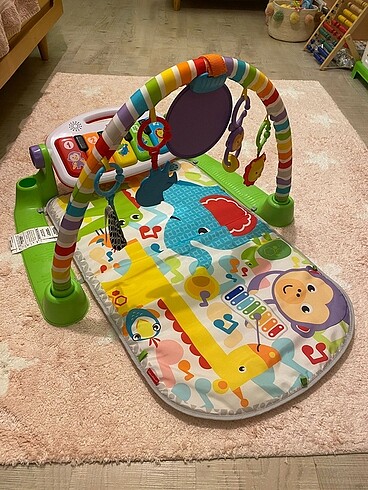 Fisher Price Piyanolu Jimnastik Merkezi
