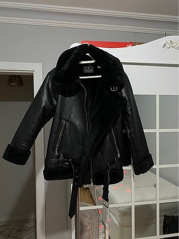Stradivarius suni deri biker mont