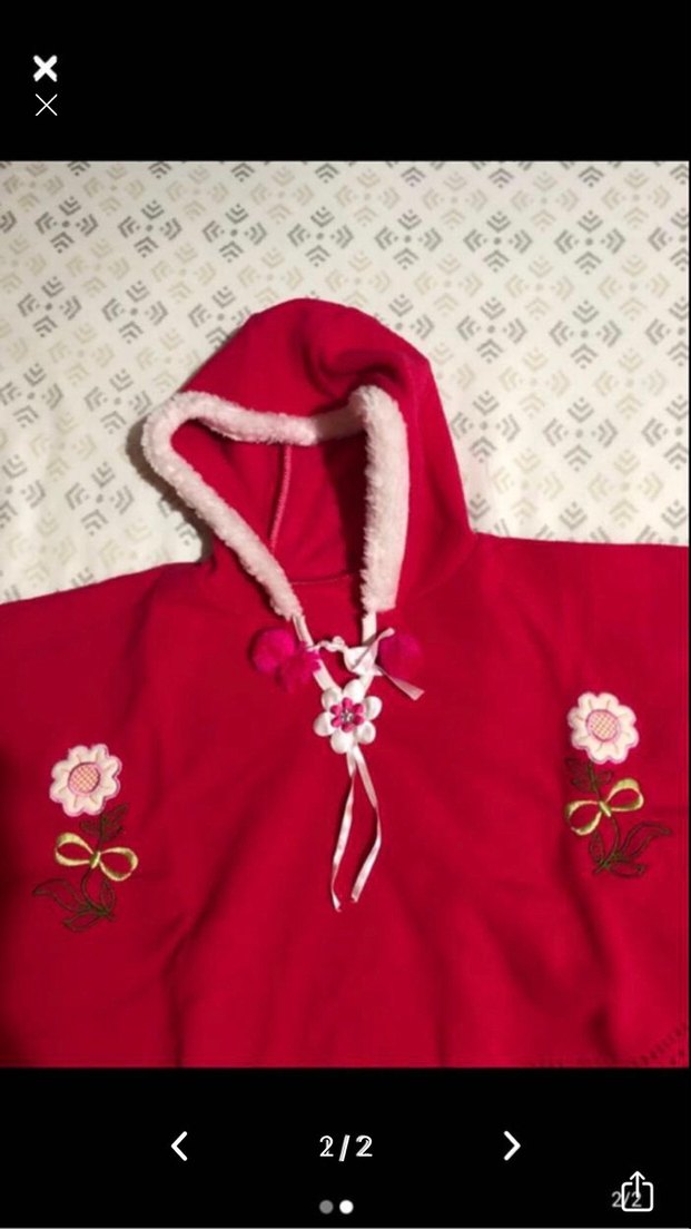 Kız Çocuk Kırmızı Kapüşonlu İşlemeli Panço - Görsel 2