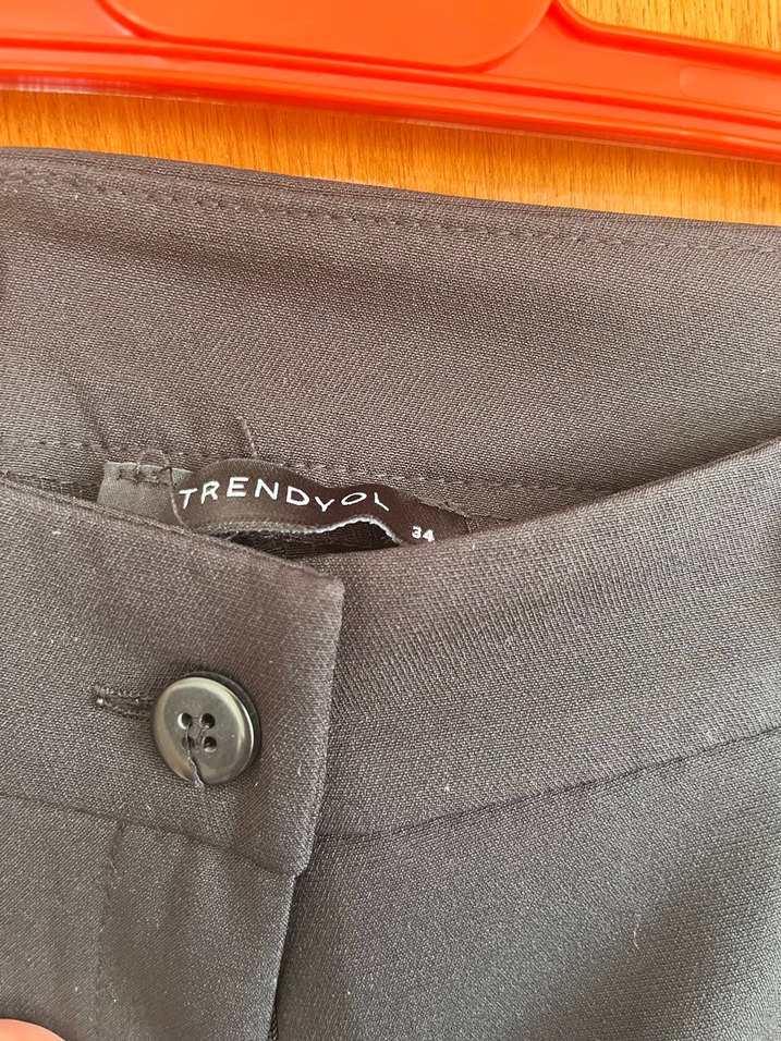 Kadın Siyah Kumaş Pantolon - Görsel 3