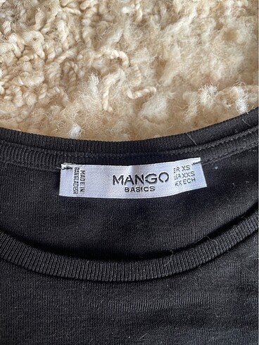 xs Beden Mango tişört