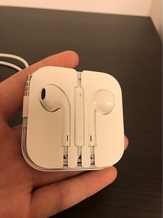 Apple Watch Hiç kullanılmamış Apple kulaklık