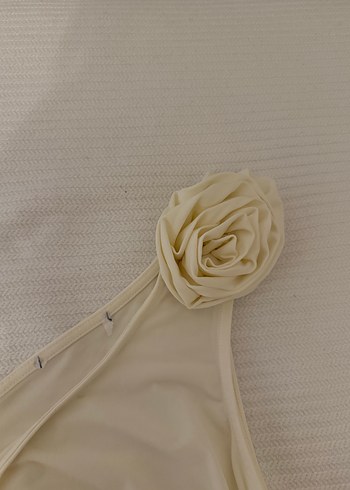Zara Beyaz Drapeli Straplez body