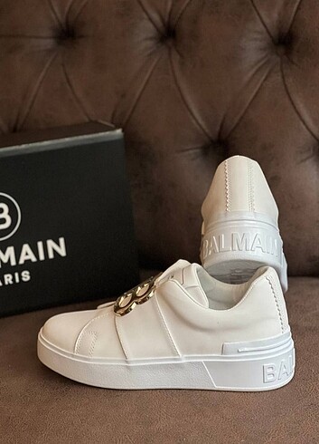 40 Beden beyaz Renk Balmain paris