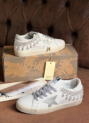 Golden goose