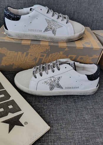 40 Beden beyaz Renk golden goose gümüş yıldız