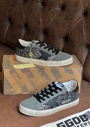 Golden Goose Deluxe golden goose deluxe