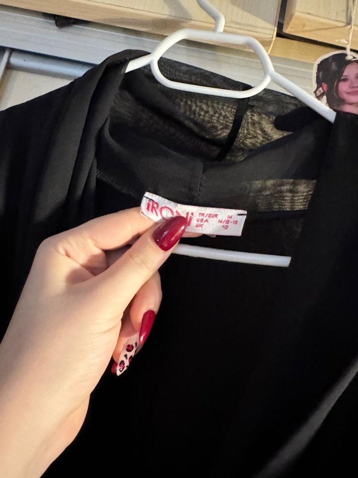 Siyah Drapeli V Yaka Uzun Kollu Bluz - Görsel 3