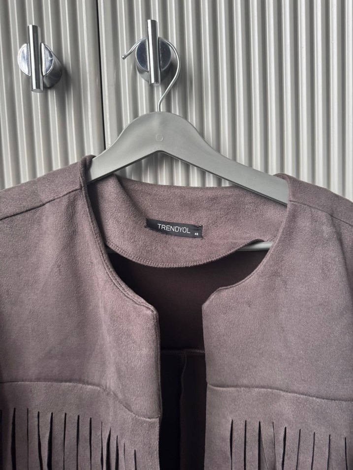 Püsküllü Gri Süet Kadın Ceket - Görsel 2