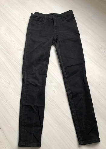 J Brand ürünü