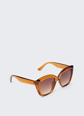 Stradivarius güneş gözlüğü 