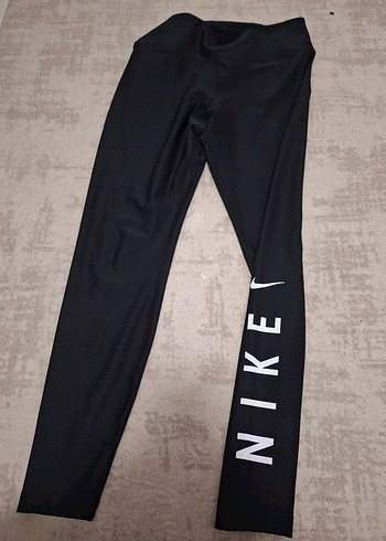 Siyah Nike Baskılı Kadın Tayt