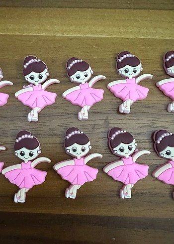 Pretty Ballerinas 16