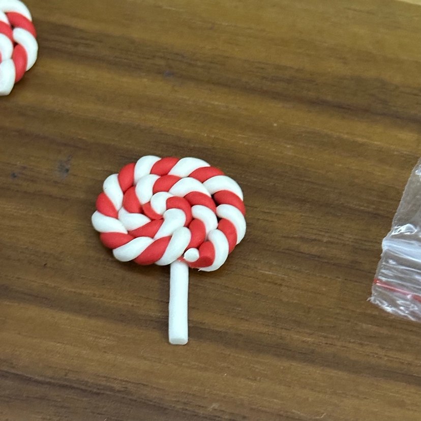 Kırmızı şeker toka obje - Görsel 2