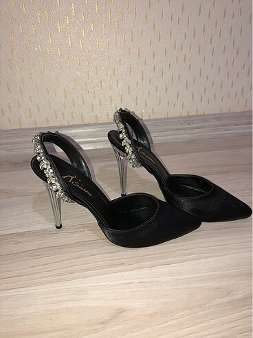 38 Beden siyah Renk Siyah saten tasli ince topuklu ayakkabı stiletto