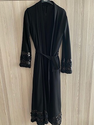 TESETTÜR ABAYA