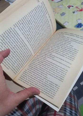  Beden Sır - Nermin Bezmen Roman Kitap